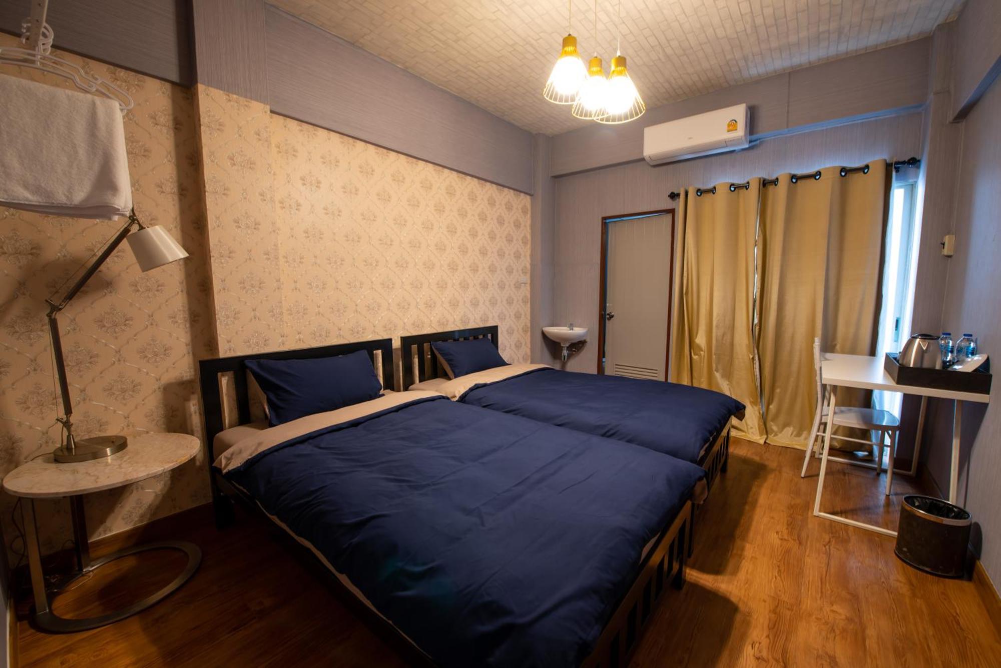 Bt Fifty Hotel Bangkok Kültér fotó