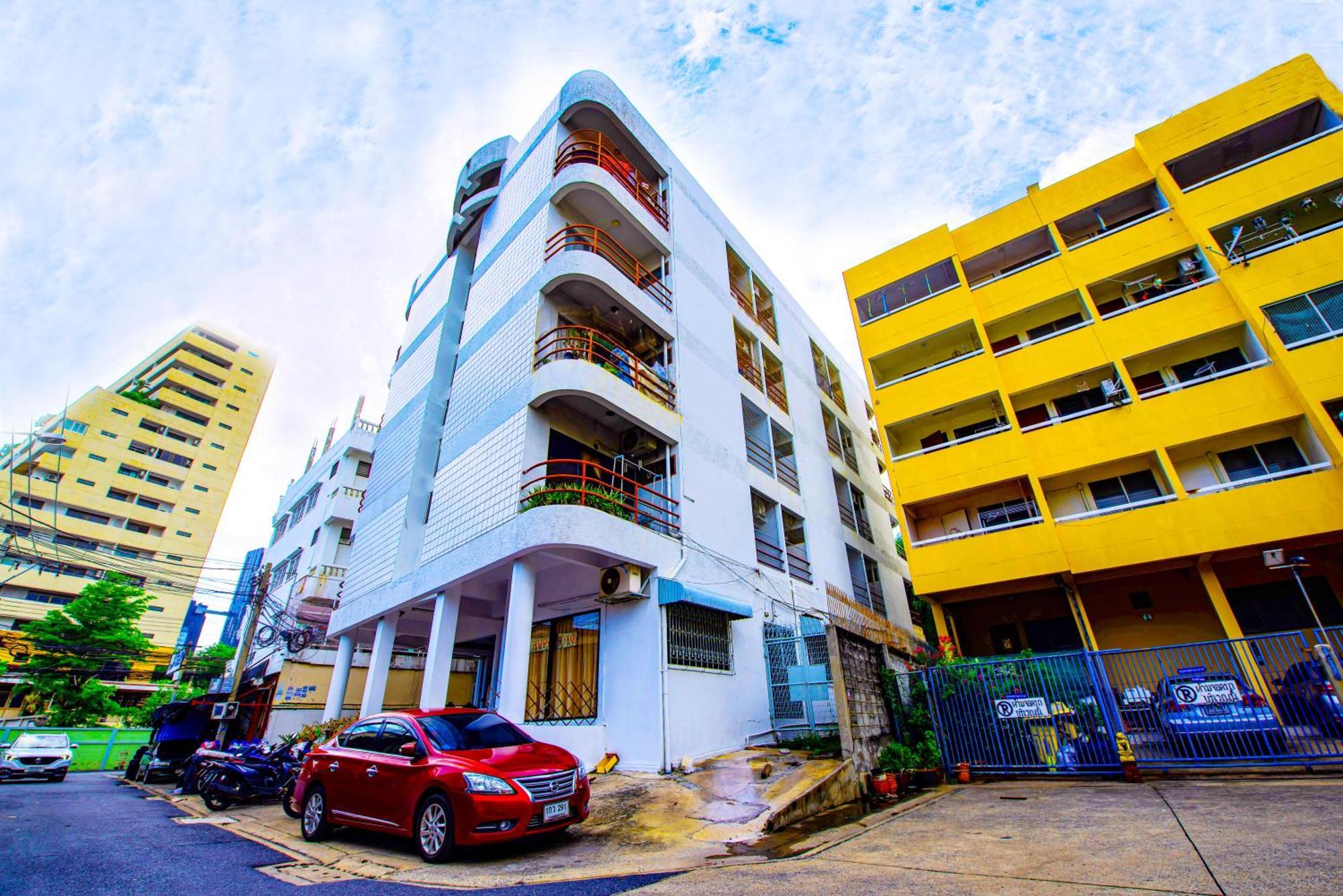 Bt Fifty Hotel Bangkok Kültér fotó